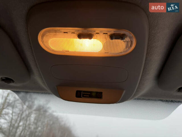 Білий Рено Трафік, об'ємом двигуна 2 л та пробігом 116 тис. км за 19450 $, фото 57 на Automoto.ua