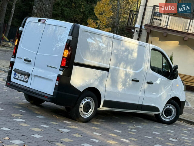 Белый Рено Трафик, объемом двигателя 2 л и пробегом 112 тыс. км за 17850 $, фото 35 на Automoto.ua