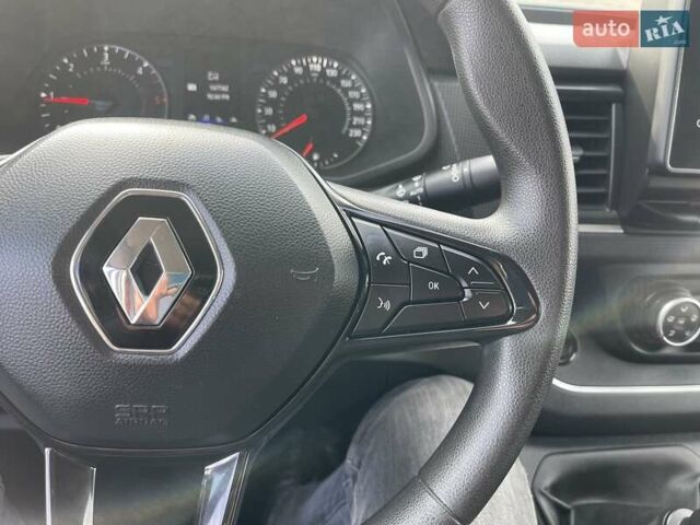 Белый Рено Трафик, объемом двигателя 2 л и пробегом 200 тыс. км за 20600 $, фото 45 на Automoto.ua