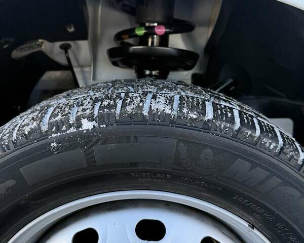 Белый Рено Трафик, объемом двигателя 2 л и пробегом 81 тыс. км за 22500 $, фото 47 на Automoto.ua