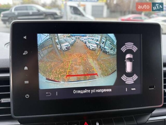 Белый Рено Трафик, объемом двигателя 0 л и пробегом 204 тыс. км за 20900 $, фото 52 на Automoto.ua