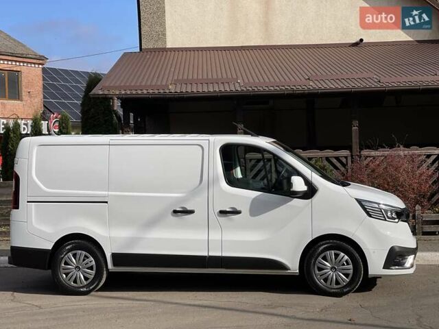 Белый Рено Трафик, объемом двигателя 2 л и пробегом 200 тыс. км за 20700 $, фото 5 на Automoto.ua