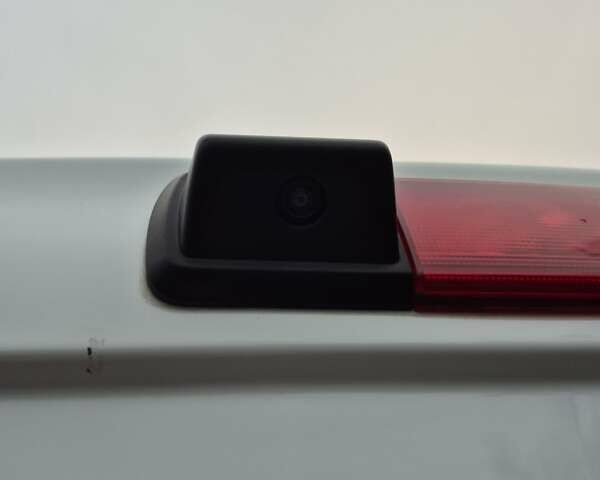 Белый Рено Трафик, объемом двигателя 2 л и пробегом 70 тыс. км за 23900 $, фото 110 на Automoto.ua