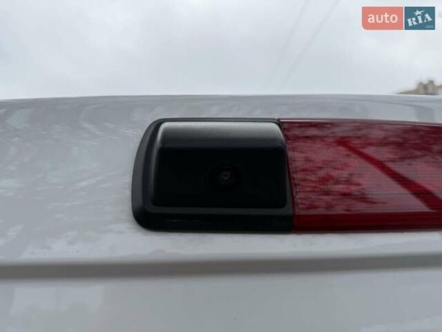 Белый Рено Трафик, объемом двигателя 0 л и пробегом 204 тыс. км за 20900 $, фото 9 на Automoto.ua