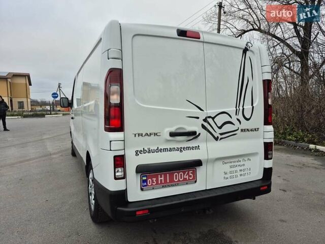 Белый Рено Трафик, объемом двигателя 2 л и пробегом 70 тыс. км за 23900 $, фото 67 на Automoto.ua
