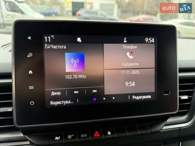 Белый Рено Трафик, объемом двигателя 0 л и пробегом 204 тыс. км за 20900 $, фото 51 на Automoto.ua