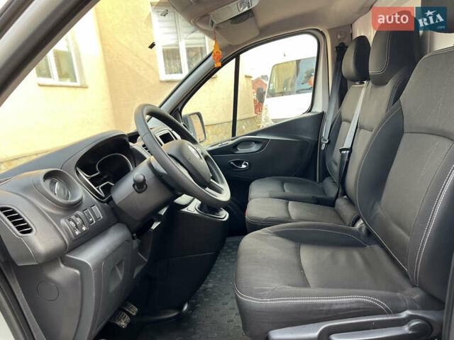 Білий Рено Трафік, об'ємом двигуна 2 л та пробігом 201 тис. км за 19500 $, фото 34 на Automoto.ua