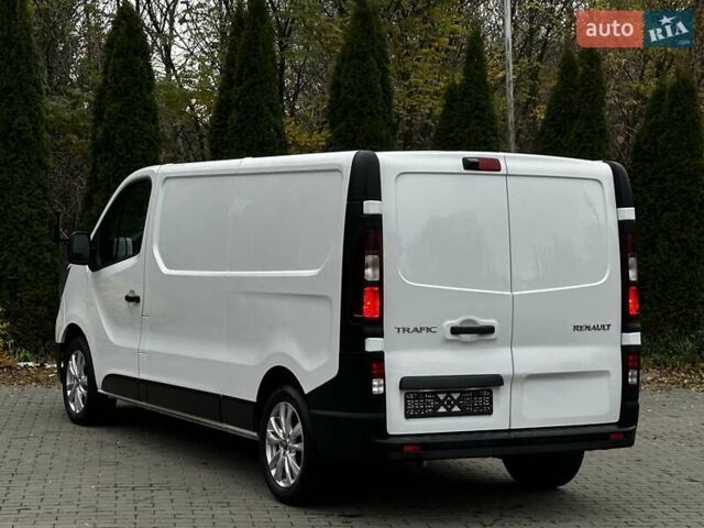 Белый Рено Трафик, объемом двигателя 2 л и пробегом 106 тыс. км за 23800 $, фото 23 на Automoto.ua