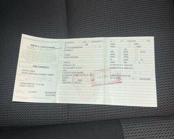 Белый Рено Трафик, объемом двигателя 2 л и пробегом 70 тыс. км за 23900 $, фото 131 на Automoto.ua