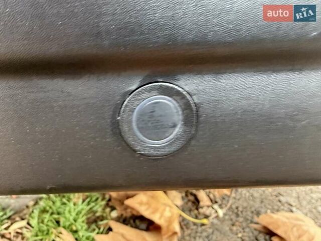 Белый Рено Трафик, объемом двигателя 0 л и пробегом 204 тыс. км за 20900 $, фото 10 на Automoto.ua