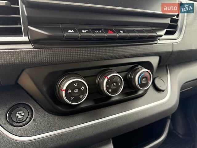 Белый Рено Трафик, объемом двигателя 0 л и пробегом 204 тыс. км за 20900 $, фото 29 на Automoto.ua