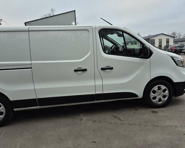 Белый Рено Трафик, объемом двигателя 2 л и пробегом 70 тыс. км за 23900 $, фото 92 на Automoto.ua