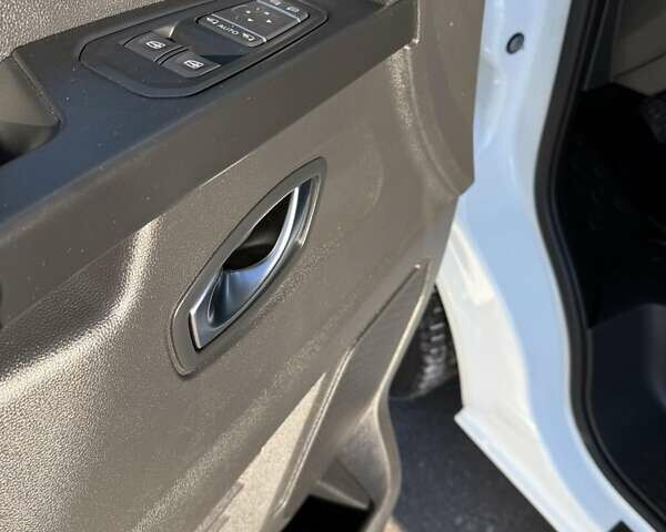 Белый Рено Трафик, объемом двигателя 2 л и пробегом 81 тыс. км за 22500 $, фото 27 на Automoto.ua