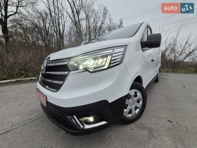 Белый Рено Трафик, объемом двигателя 2 л и пробегом 70 тыс. км за 23900 $, фото 36 на Automoto.ua