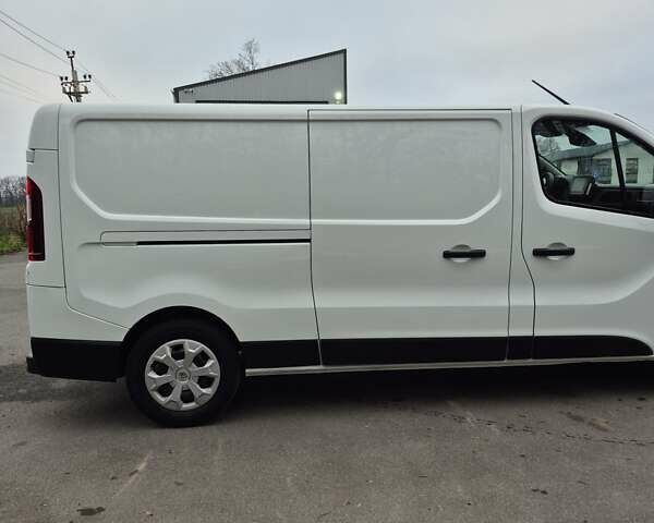 Белый Рено Трафик, объемом двигателя 2 л и пробегом 70 тыс. км за 23900 $, фото 24 на Automoto.ua