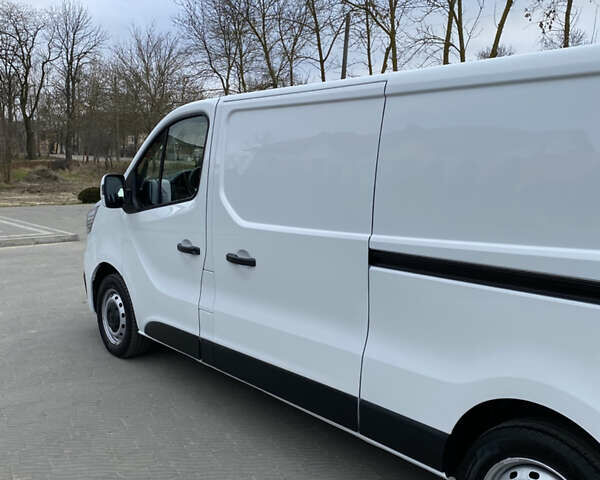 Белый Рено Трафик, объемом двигателя 0 л и пробегом 37 тыс. км за 22500 $, фото 7 на Automoto.ua