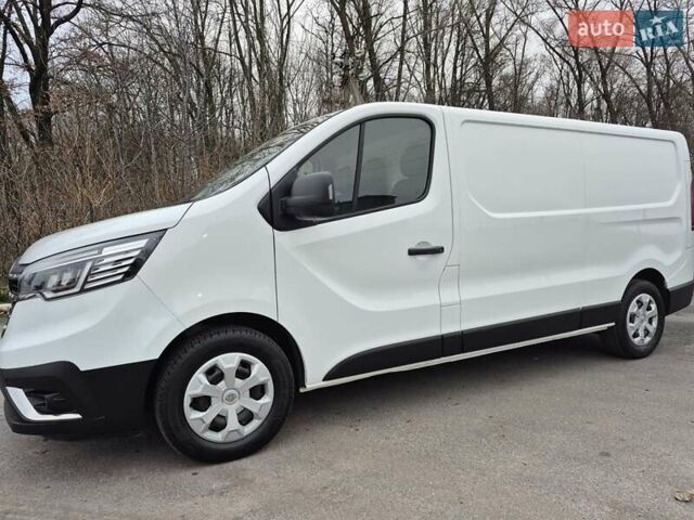 Белый Рено Трафик, объемом двигателя 2 л и пробегом 70 тыс. км за 23900 $, фото 76 на Automoto.ua