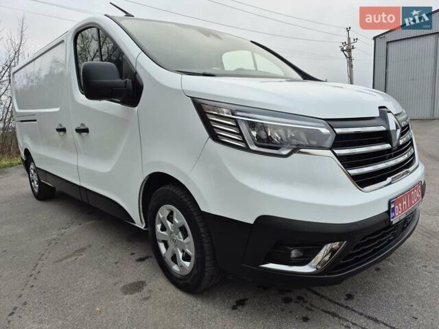 Белый Рено Трафик, объемом двигателя 2 л и пробегом 70 тыс. км за 23900 $, фото 55 на Automoto.ua