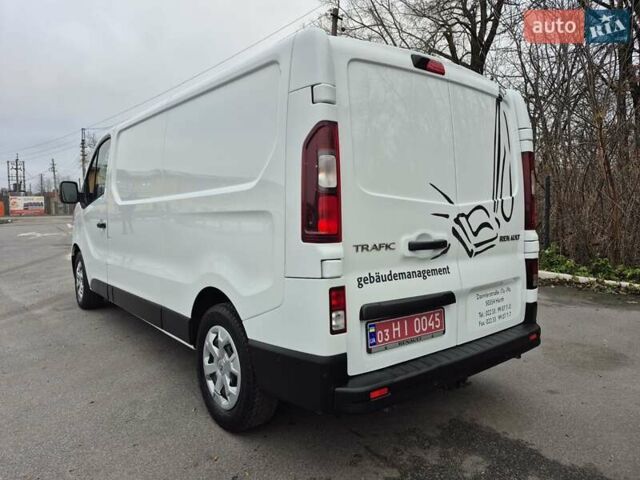 Белый Рено Трафик, объемом двигателя 2 л и пробегом 70 тыс. км за 23900 $, фото 70 на Automoto.ua