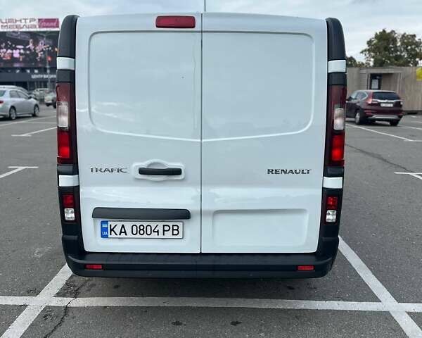 Белый Рено Трафик, объемом двигателя 2 л и пробегом 168 тыс. км за 24200 $, фото 10 на Automoto.ua