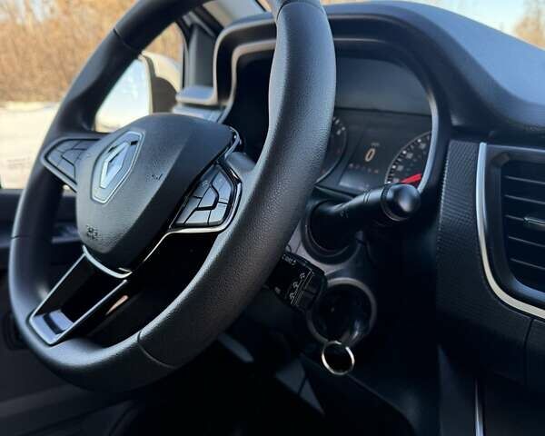 Белый Рено Трафик, объемом двигателя 2 л и пробегом 81 тыс. км за 22500 $, фото 33 на Automoto.ua