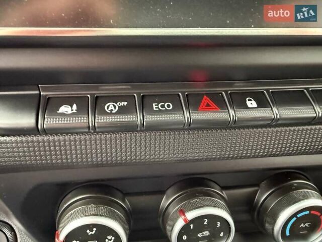 Белый Рено Трафик, объемом двигателя 0 л и пробегом 204 тыс. км за 20900 $, фото 55 на Automoto.ua