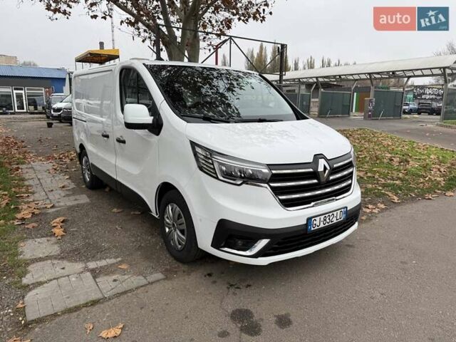 Белый Рено Трафик, объемом двигателя 0 л и пробегом 204 тыс. км за 20900 $, фото 4 на Automoto.ua