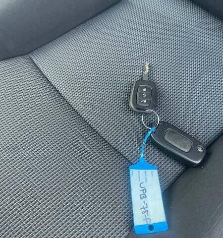 Белый Рено Трафик, объемом двигателя 2 л и пробегом 120 тыс. км за 19800 $, фото 13 на Automoto.ua