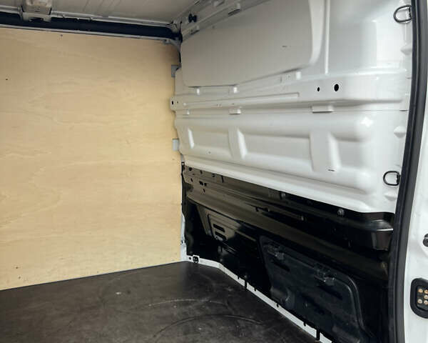 Білий Рено Трафік, об'ємом двигуна 2 л та пробігом 201 тис. км за 19500 $, фото 50 на Automoto.ua