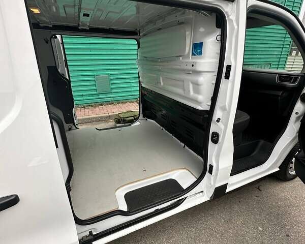 Белый Рено Трафик, объемом двигателя 2 л и пробегом 168 тыс. км за 24200 $, фото 16 на Automoto.ua