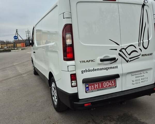 Белый Рено Трафик, объемом двигателя 2 л и пробегом 70 тыс. км за 23900 $, фото 16 на Automoto.ua