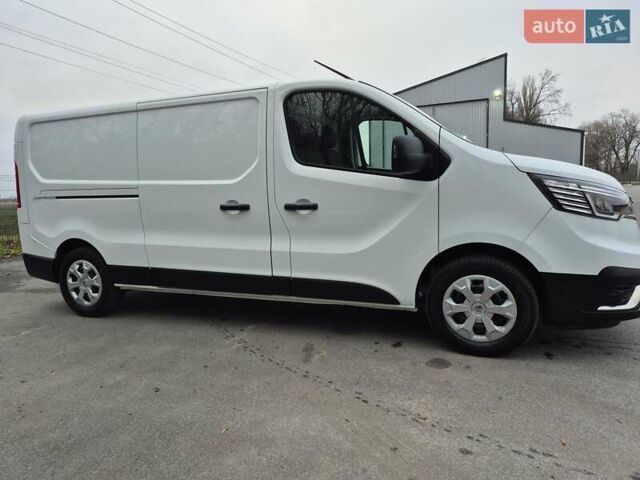 Белый Рено Трафик, объемом двигателя 2 л и пробегом 70 тыс. км за 23900 $, фото 60 на Automoto.ua