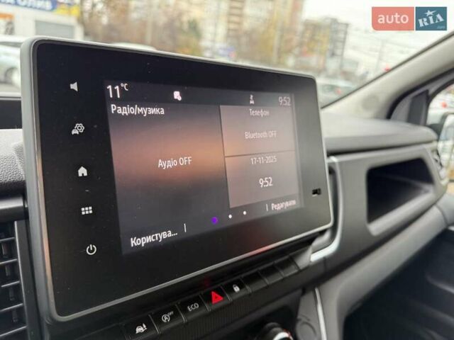 Белый Рено Трафик, объемом двигателя 0 л и пробегом 204 тыс. км за 20900 $, фото 27 на Automoto.ua