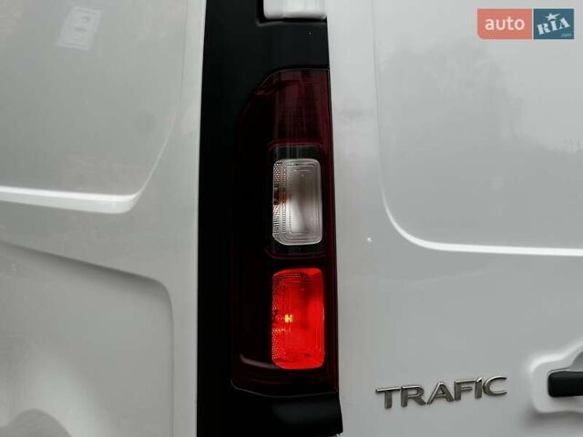 Белый Рено Трафик, объемом двигателя 2 л и пробегом 106 тыс. км за 23800 $, фото 30 на Automoto.ua