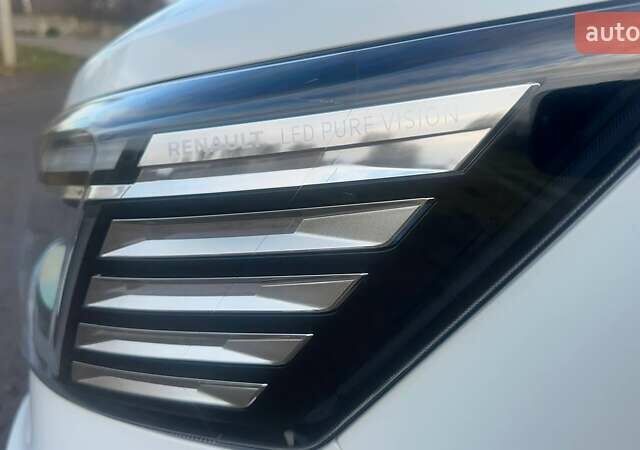 Белый Рено Трафик, объемом двигателя 2 л и пробегом 120 тыс. км за 19800 $, фото 14 на Automoto.ua