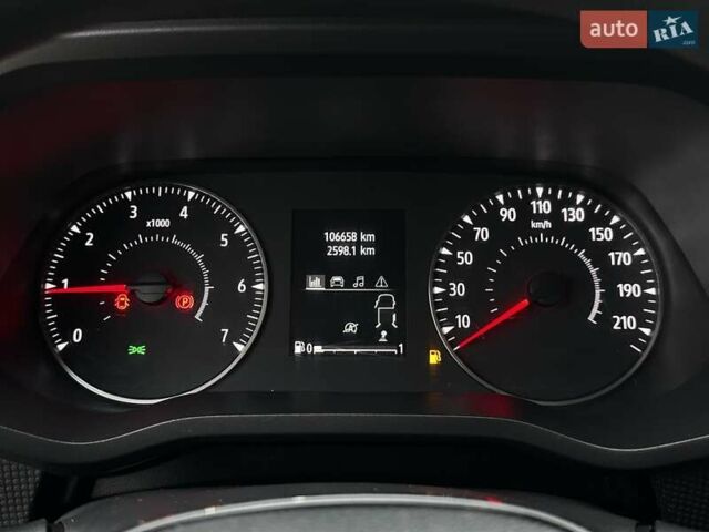 Белый Рено Трафик, объемом двигателя 2 л и пробегом 106 тыс. км за 23800 $, фото 48 на Automoto.ua