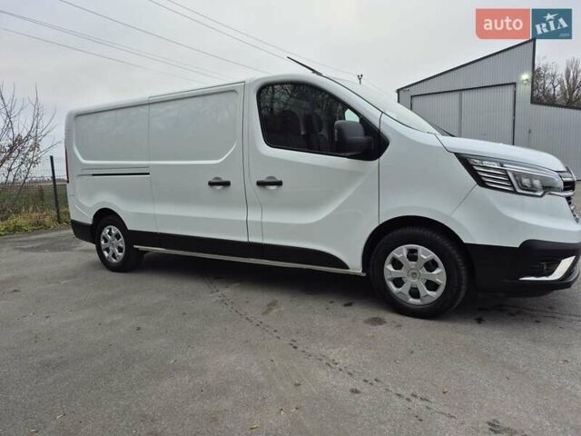 Белый Рено Трафик, объемом двигателя 2 л и пробегом 70 тыс. км за 23900 $, фото 61 на Automoto.ua