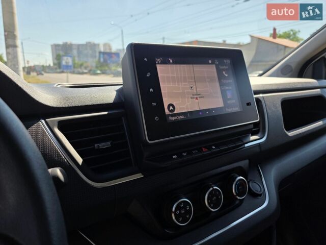 Білий Рено Трафік, об'ємом двигуна 2 л та пробігом 220 тис. км за 21500 $, фото 32 на Automoto.ua