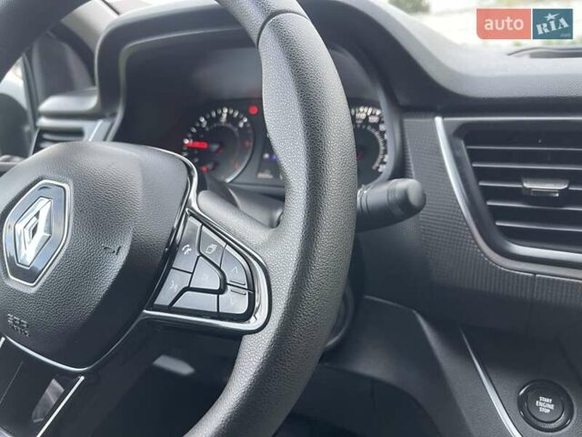 Белый Рено Трафик, объемом двигателя 2 л и пробегом 200 тыс. км за 20700 $, фото 29 на Automoto.ua