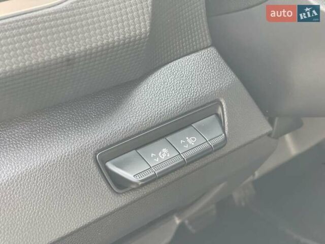 Белый Рено Трафик, объемом двигателя 2 л и пробегом 200 тыс. км за 20700 $, фото 48 на Automoto.ua