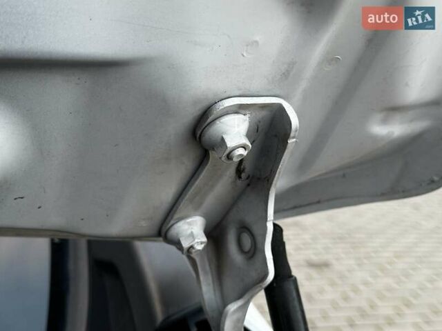 Белый Рено Трафик, объемом двигателя 2 л и пробегом 106 тыс. км за 23800 $, фото 59 на Automoto.ua