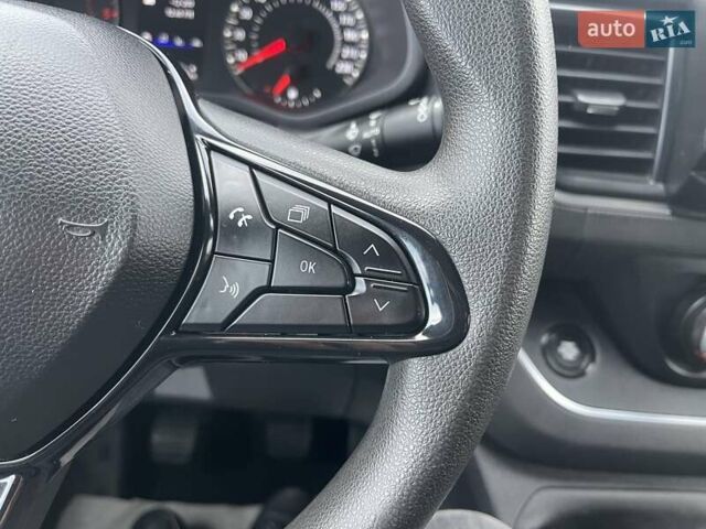 Белый Рено Трафик, объемом двигателя 2 л и пробегом 200 тыс. км за 20700 $, фото 28 на Automoto.ua