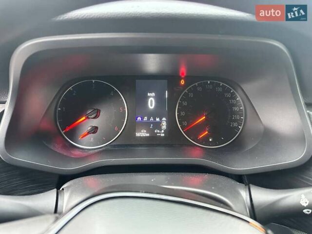 Белый Рено Трафик, объемом двигателя 2 л и пробегом 168 тыс. км за 24200 $, фото 3 на Automoto.ua