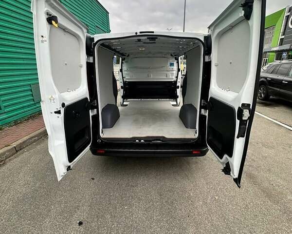 Белый Рено Трафик, объемом двигателя 2 л и пробегом 168 тыс. км за 24200 $, фото 15 на Automoto.ua