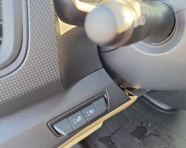 Белый Рено Трафик, объемом двигателя 2 л и пробегом 204 тыс. км за 22900 $, фото 18 на Automoto.ua