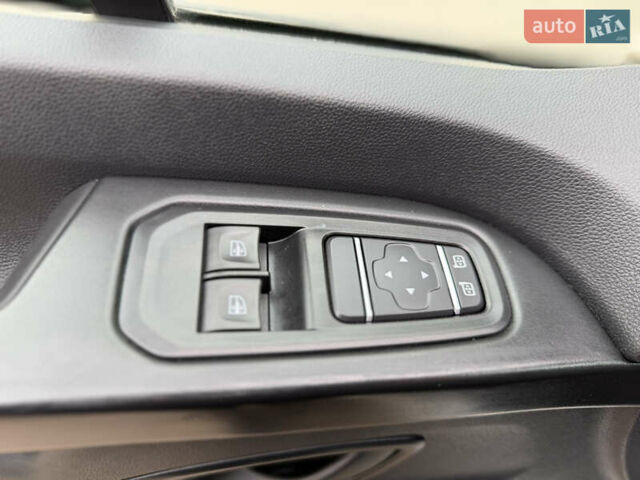 Білий Рено Трафік, об'ємом двигуна 2 л та пробігом 130 тис. км за 24500 $, фото 17 на Automoto.ua