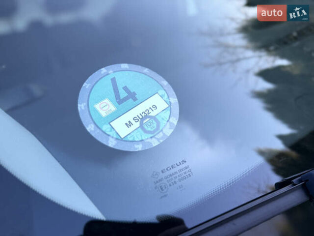 Белый Рено Трафик, объемом двигателя 2 л и пробегом 75 тыс. км за 24000 $, фото 56 на Automoto.ua