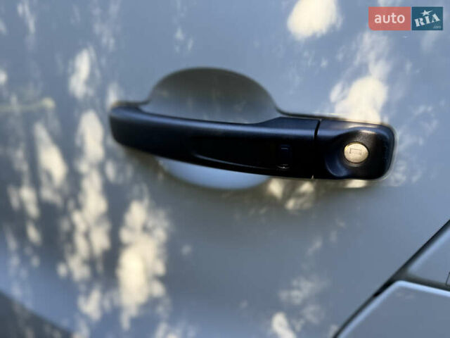 Белый Рено Трафик, объемом двигателя 2 л и пробегом 75 тыс. км за 24000 $, фото 55 на Automoto.ua