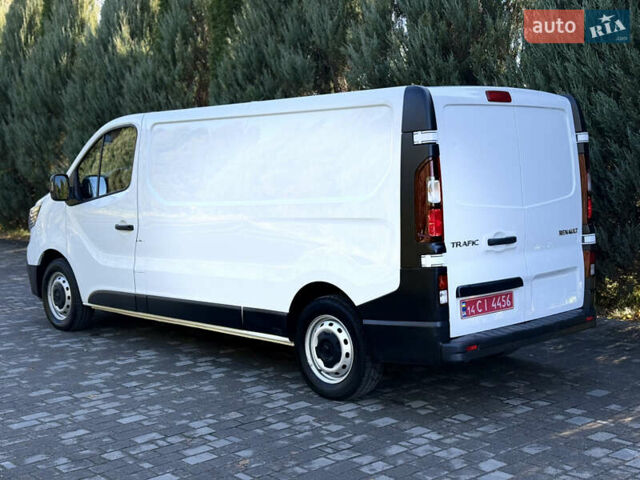 Белый Рено Трафик, объемом двигателя 2 л и пробегом 75 тыс. км за 24000 $, фото 11 на Automoto.ua