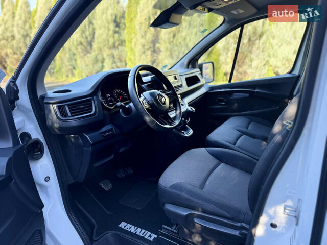 Белый Рено Трафик, объемом двигателя 2 л и пробегом 75 тыс. км за 24000 $, фото 27 на Automoto.ua